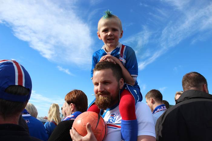 Iceland-Fan-7.jpg